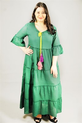 Yeşil salaş kesim yaka püsküllü katlı büyük elbise